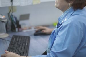 Compania Apa Braşov reduce programul la ghişee