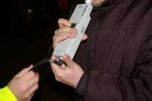 CLUJ: Accident cauzat de un şofer beat la volan. S-a ales cu dosar penal