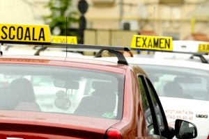 Examinările pentru obţinerea permisului de conducere se suspendă. Când se reia activitatea