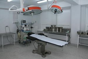 Sală de operaţie doar pentru pacienţi cu coronavirus, pregătită la Spitalul de Urgenţă ...