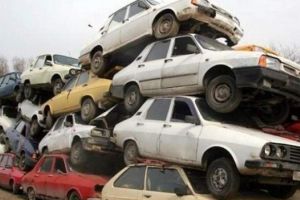 A inceput programul Rabla Clasic pentru automobile şi motociclete. Prima de casare e 6.500 de lei, se adaugă bonusuri pentru maşini hibride sau pe GPL