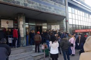 ACTIVITATE SUSPENDATĂ LA PERMISE AUTO PITEŞTI