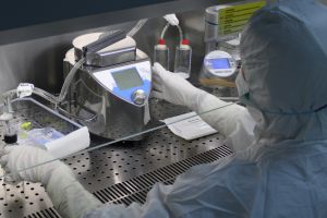 MAPN: Institutul Cantacuzino participă la diagnosticarea Covid-19
