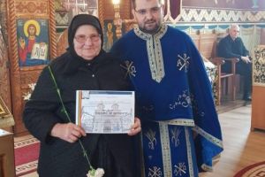 Bunicii comunităţii, omagiaţi în parohia Delenii