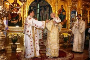 DÂMBOVIŢA Covid-19: Arhiepiscopia Târgovişte a stabilit 11 reguli interne de prevenţie în contextul coronavirusului