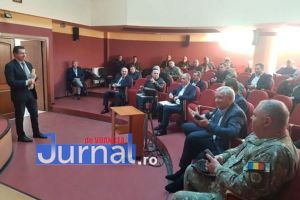 IȘJ sfătuieşte elevii să rămână în case | Ei ar putea fi legitimaţi dacă sunt găsiţi pe stradă