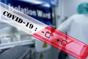 Român infectat cu noul coronavirus a intrat în contact cu peste 1000 de persoane: organiza adunări la el acasă