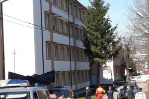 BĂTAIE CU SÂNGE ÎN CARANTINA DIN PITEŞTI