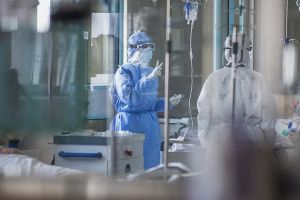 DSP Bihor confirmă: A doua bolnavă de coronavirus din Bihor este o femeie de 53 de ani care s-a întors din Italia şi se afla în carantină 