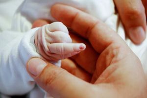 UPDATE Caz incredibil! Suspiciune de coronavirus la un bebeluş de 10 luni din Botoşani. Mama a fugit