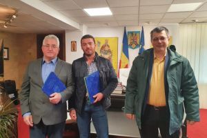 Un nou pod, al rutei alternative Suceava-Botoşani, peste pârâul Cetăţii, va fi finalizat ...