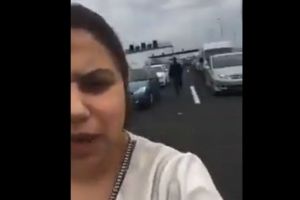 VIDEO| O femeie blocată la graniţă, AMENINȚĂ românii: ”Voi o să muriţi! Voi sunteţi câini pentru noi! Handicapaţilor! Români proşti”