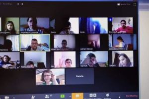 NET-UL ŞI WHATSAPP, ÎN SFÂRŞIT UTILE PENTRU ELEVI