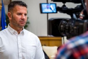 Reghin: Campanie pentru susţinerea vârstnicilor singuri demarată de Gabriel Toncean