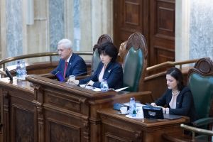 Doina Federovici: Statul va acoperi 75% din salariile angajaţilor trimişi în şomaj tehnic de firmele afectate de coronavirus