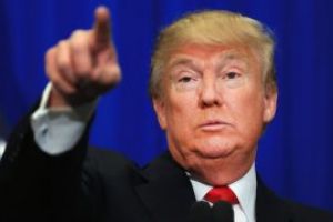 Trump vrea sa trimita americanilor cecuri de 1.000 de dolari pentru a reduce impactul economic al coronavirusului