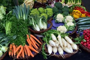 O primărie din judeţul Alba vine în sprijinul comercianţilor agricoli, pentru a putea să-şi vândă produsele în continuare