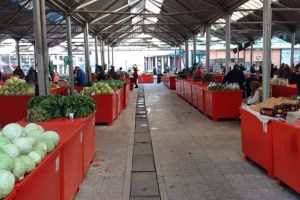Măsuri de limitare a răspândirii infecţiilor COVID-19, în Piaţa Centrală din Alexandria
