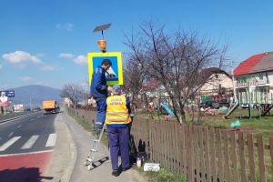 FOTO Primele măsuri la trecerile pentru pietoni din Ghimbav, acolo unde au avut loc accidente cu morţi!