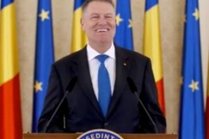 Klaus Iohannis, mesaj pentru românii din diaspora: 'Să NU vină în acest an acasă de sărbători' (VIDEO)