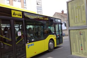 Elevii din Sibiu vor circula gratis cu autobuzul după reluarea cursurilor