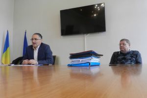 Decizia Comitetului: se închid terenurile de joacă şi se suspendă cursa locală de autobuz de la Harghita-Băi