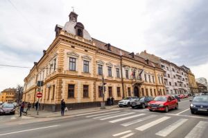 Prefectul Sibiului atenţionează cetăţenii cu privire la sursele de informare: „Feriţi-vă de ştirile false”