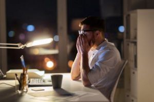 Cea mai periculoasa lumina artificiala pentru sanatatea generala. Te expui zilnic pericolului de a dezvolta mai multe boli