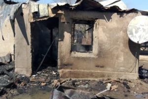 INCENDIU VIOLENT LA O CASĂ DIN SUDUL ARGEŞULUI