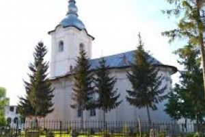 O biserică din Botoşani vine în sprijinul persoanelor izolate. Le va duce alimente sau alte produse strict necesare
