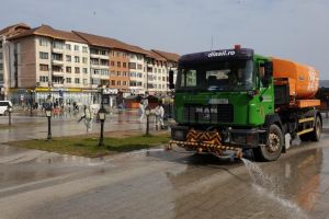 Coronavirus - Ample acţiuni de dezinfecţie în locurile publice din Suceava