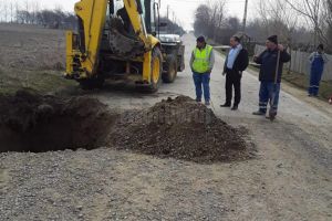 Primăria Liteni a reluat lucrările de modernizare a drumurilor din oraş