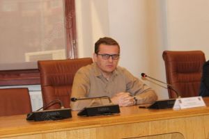 Un primar din judeţ explică de ce nu sunt amendaţi cei care nu respectă măsura izolării la domiciliu