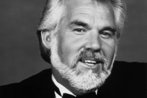 Doliu în lumea muzicală: Cântăreţul de muzică country Kenny Rogers a murit / VIDEO