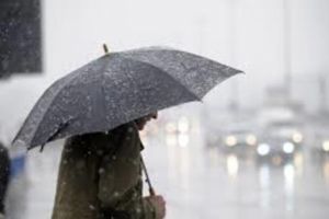Vremea se înrăutăţeşte. Meteorologii anunţă temperaturi scăzute şi precipitaţii