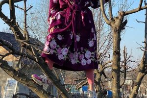 FOTO O celebră cântăreaţă din România s-a izolat la Botoşani