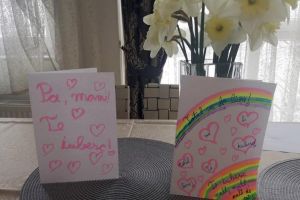 “Noi ne despărţim pentru ca voi să puteţi sta ÎMPREUNĂ ACASĂ!”