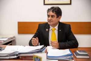 Gabriel Pleşa: Banii destinaţi evenimentelor publice trebuie folosiţi pentru a atenua efectele crizei