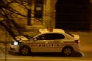 Rămâi acasă! Poliţia Lugoj a scos maşinile pe străzi pentru a ţine lumea la domiciliu