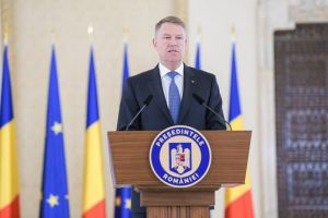  Pesedintele Klaus Iohannis: Urmeaza saptamani ctitice pentru noi toti. Vom lua masuri mai dure pentru limitarea raspandirii visurului“