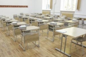 REPETAREA ANULUI ŞCOLAR, un scenariu luat în calcul de autorităţile din România