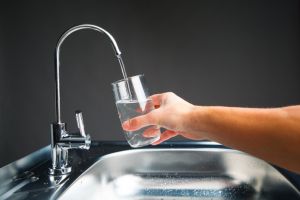 RAJA: „Apa de la robinet, un aliat de încredere în prevenirea infectării cu CORONAVIRUS!”