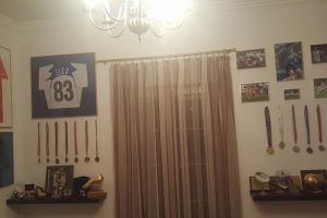 Aproape ca un mini muzeu“: Ianis Zicu, antrenorul FC Farul Constanta, are o frumoasa colectie de trofee, amenajata acasa (galerie foto)