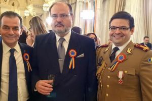 Cum a minţit Sanador, pentru ţară şi popor!