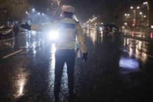 Acţiune masivă a poliţiştilor şi jandarmilor în toată ţara