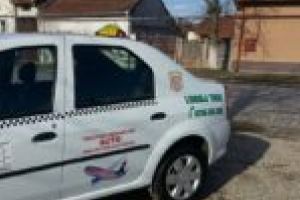 Taxiul cu alimente! O firmă de transport livrează gratuit la uşa casei cumpărăturile pentru cei vulnerabili în faţa coronavirusului