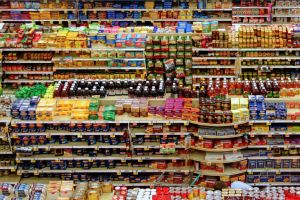 CORONAVIRUS. Ce se întâmplă cu PREȚURILE la produsele alimentare şi nealimentare