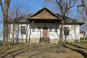 „Cât stau acasă, scriu un eseu”, concurs lansat de Memorialul Ipoteşti, pentru elevi