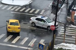 VIDEO – La Sibiu, poliţia anunţă şi ziua în tot oraşul: „Staţi acasă” – Guvernul a lansat un clip cu acelaşi mesaj
