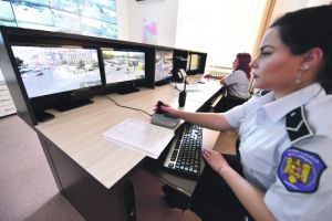 OFICIAL - Românii vor fi supravegheaţi electronic dacă respectă carantina sau izolarea